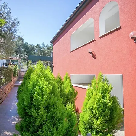 Luxurious In Croatia With Terrace Apartment *